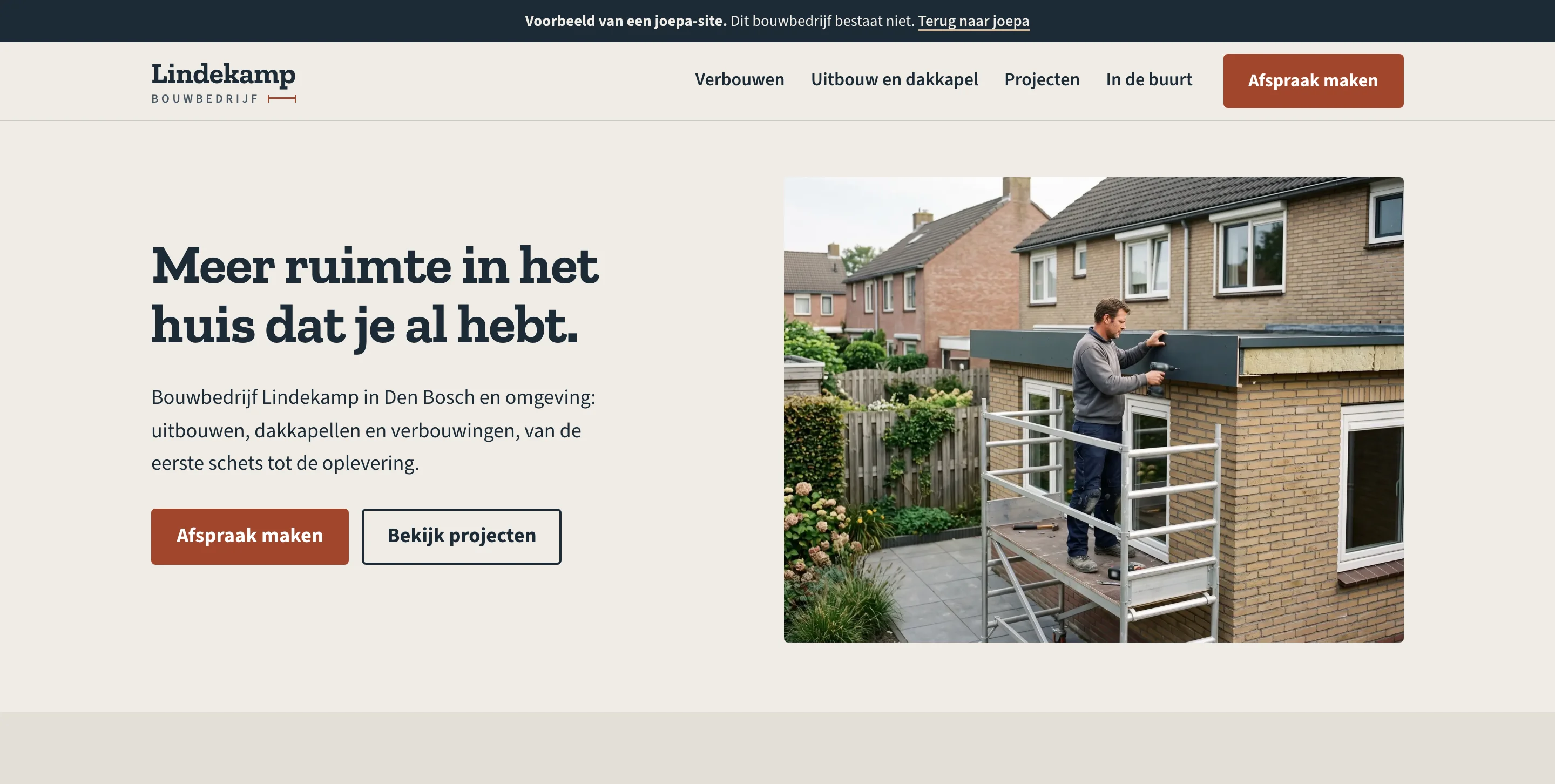 Bouwbedrijf Lindekamp op een laptop