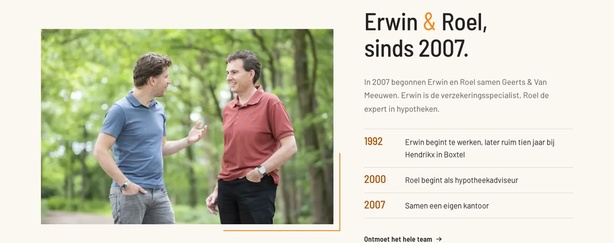 Erwin en Roel met de geschiedenis van het kantoor